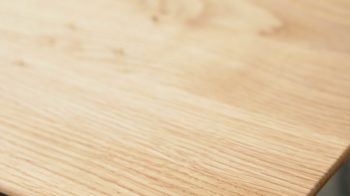 Esstisch Interliving aus Holz in Holzfarben Interliving Esszimmer Serie 5115 - Esstisch mit viel Platz astige Eiche & anthrazitfarbenes Metall - ca. 180 x 100 cm