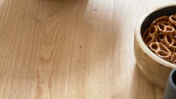 Esstisch Interliving aus Holz in Holzfarben Interliving Esszimmer Serie 5115 - Esstisch mit viel Platz astige Eiche & anthrazitfarbenes Metall - ca. 180 x 100 cm