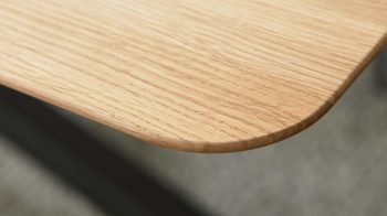 Esstisch Interliving aus Holz in Holzfarben Interliving Esszimmer Serie 5115 - Esstisch astige Eiche & anthrazitfarbenes Metall - ca. 180 x 100 cm