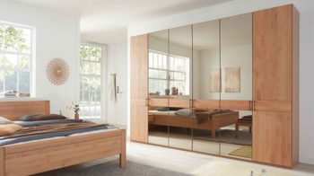 Kleiderschrank Wiemann | oeseder aus Holz in Holzfarben WIEMANN Modena Plus - Kleiderschrank teilmassive Erle & Spiegel - sechs Türen, Breite ca. 300 cm