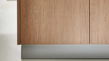 Einbauküche Nolte® küchen aus Holz in Holzfarben nolte® Einbauküche Artline mit Constructa-Einbaugeräten Stripe Wood Crema & Platingrau - zweizeilig