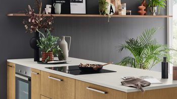 Einbauküche Nolte® küchen aus Holz in Holzfarben nolte® Einbauküche Artline mit Constructa-Einbaugeräten Stripe Wood Crema & Platingrau - zweizeilig