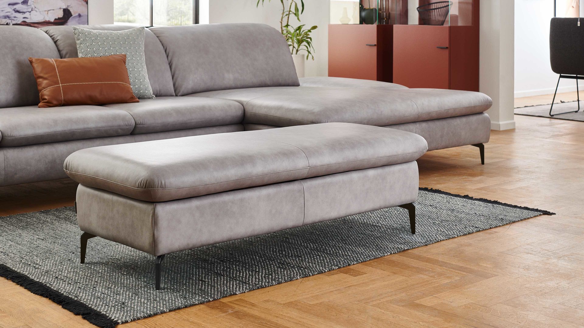 Polsterhocker W.schillig i. i. aus Leder in Hellgrau W.SCHILLIG Polsterserie Select Venus plus - Hocker hellgraues Leder Z69-22 - Breite ca. 120 cm