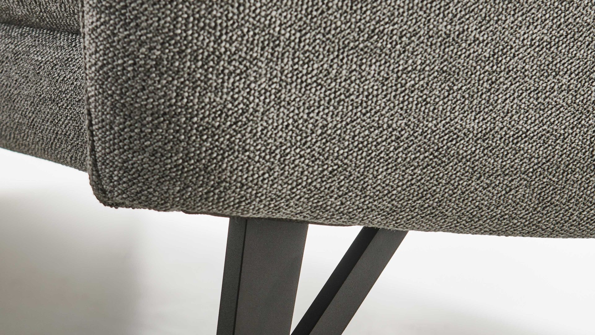 2,5-Sitzer Himolla aus Stoff in Grau himolla Polsterprogramm 1385-Promotion - 2,5-Sitzer gletscherfarbener Bezug Q2 Fashion & anthrazitfarbene Metallfüße - Länge ca. 183 cm