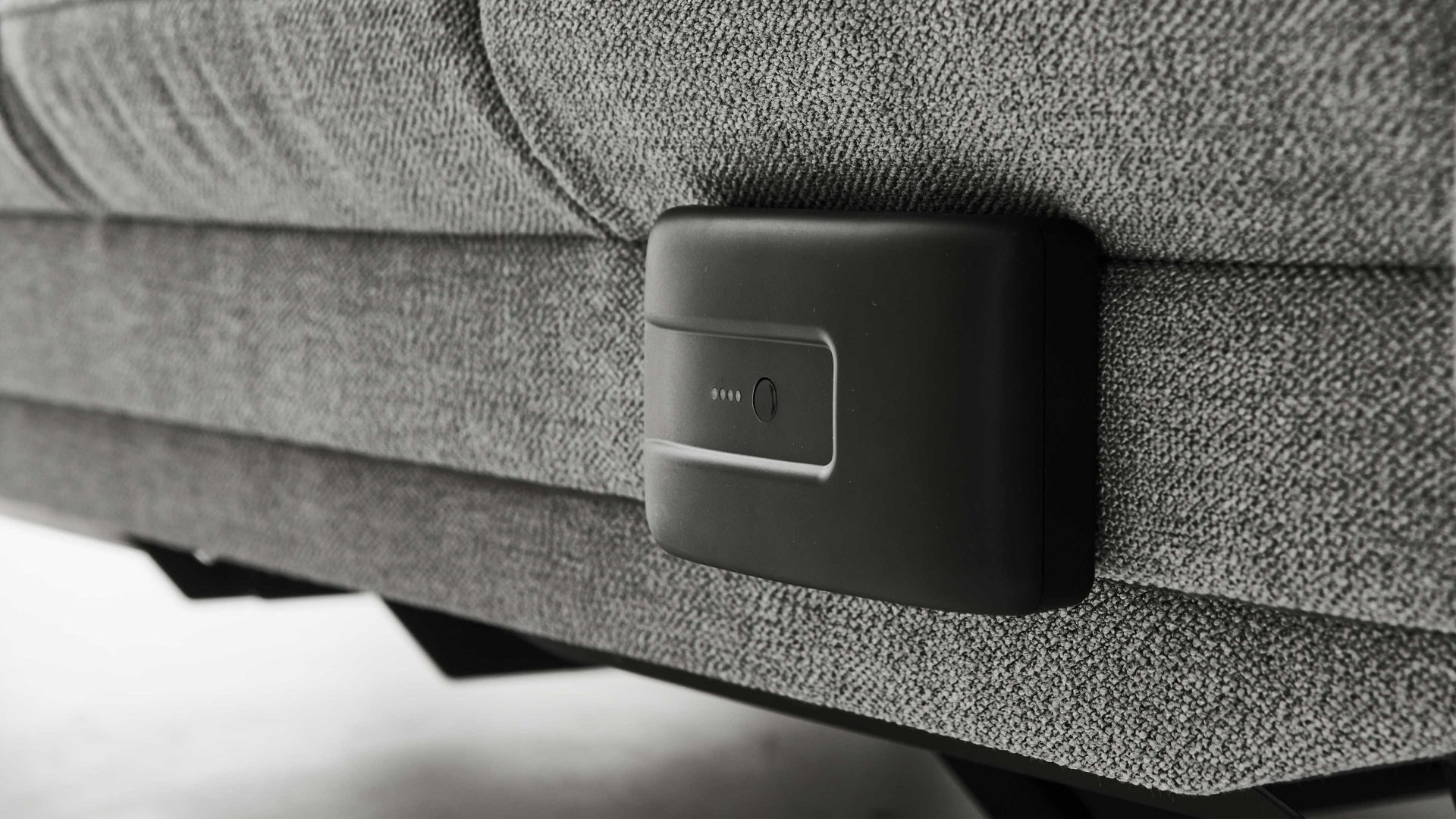 Akku Himolla aus Kunststoff in Schwarz himolla Polsterprogramm 1385-Promotion - außenliegender Akku schwarz