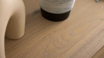 Lowboard Interliving aus Holz in Holzfarben Interliving Wohnzimmer Serie 2029 - Medien-Lowboard 32 Wildeiche & Granit-Steinoptik - zwei Türen, zwei Schubladen, Länge ca. 200 cm