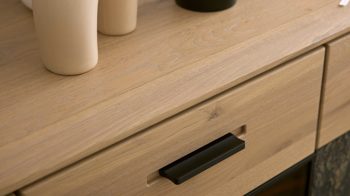 Lowboard Interliving aus Holz in Holzfarben Interliving Wohnzimmer Serie 2029 - Medien-Lowboard Wildeiche & Granit-Steinoptik - zwei Türen, zwei Schubladen, Länge ca. 200 cm