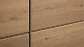 Sideboard Interliving aus Holz in Holzfarben Interliving Wohnzimmer Serie 2029 - Highboard 22 Wildeiche & Granit-Steinoptik - drei Türen, eine Schublade, Breite ca. 132 cm
