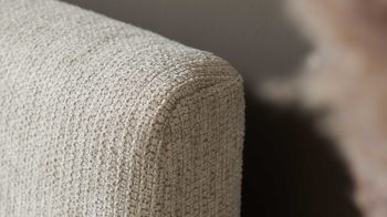 Boxspringbett Interliving aus Stoff in Beige Interliving Boxspringbett Serie 1418 - Boxspringbett mit gestepptem Kopfteil naturfarbener Webstoff Famosa – Liegefläche ca. 180 x 200 cm