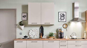 Einbauküche Pino aus Holz in Hellgrau pino Einbauküche inklusive Einbaugeräte Kaschmirgrau - Länge ca. 365 cm