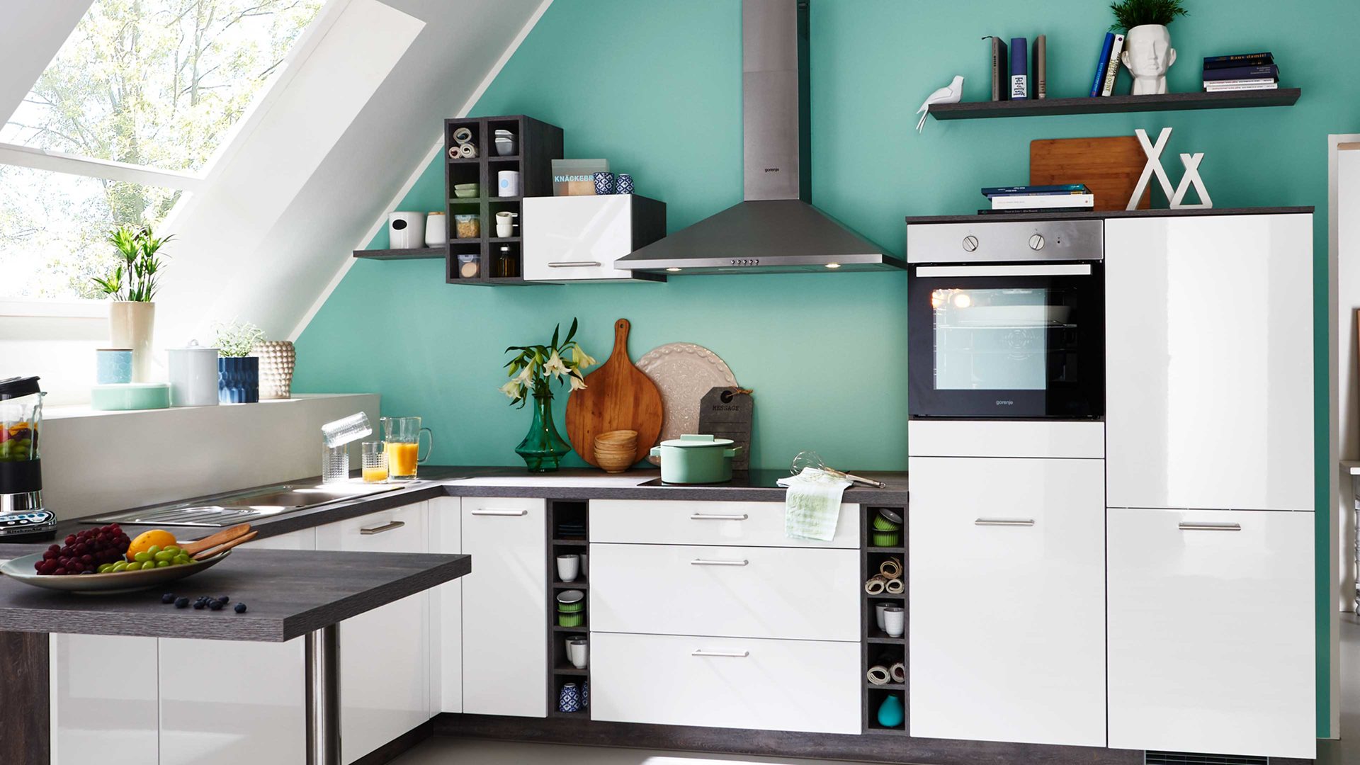 Einbauküche Pino aus Holz in Weiß pino Einbauküche inklusive Einbaugeräte Hochglanz Weiß - Stellfläche ca. 275 x 335 cm