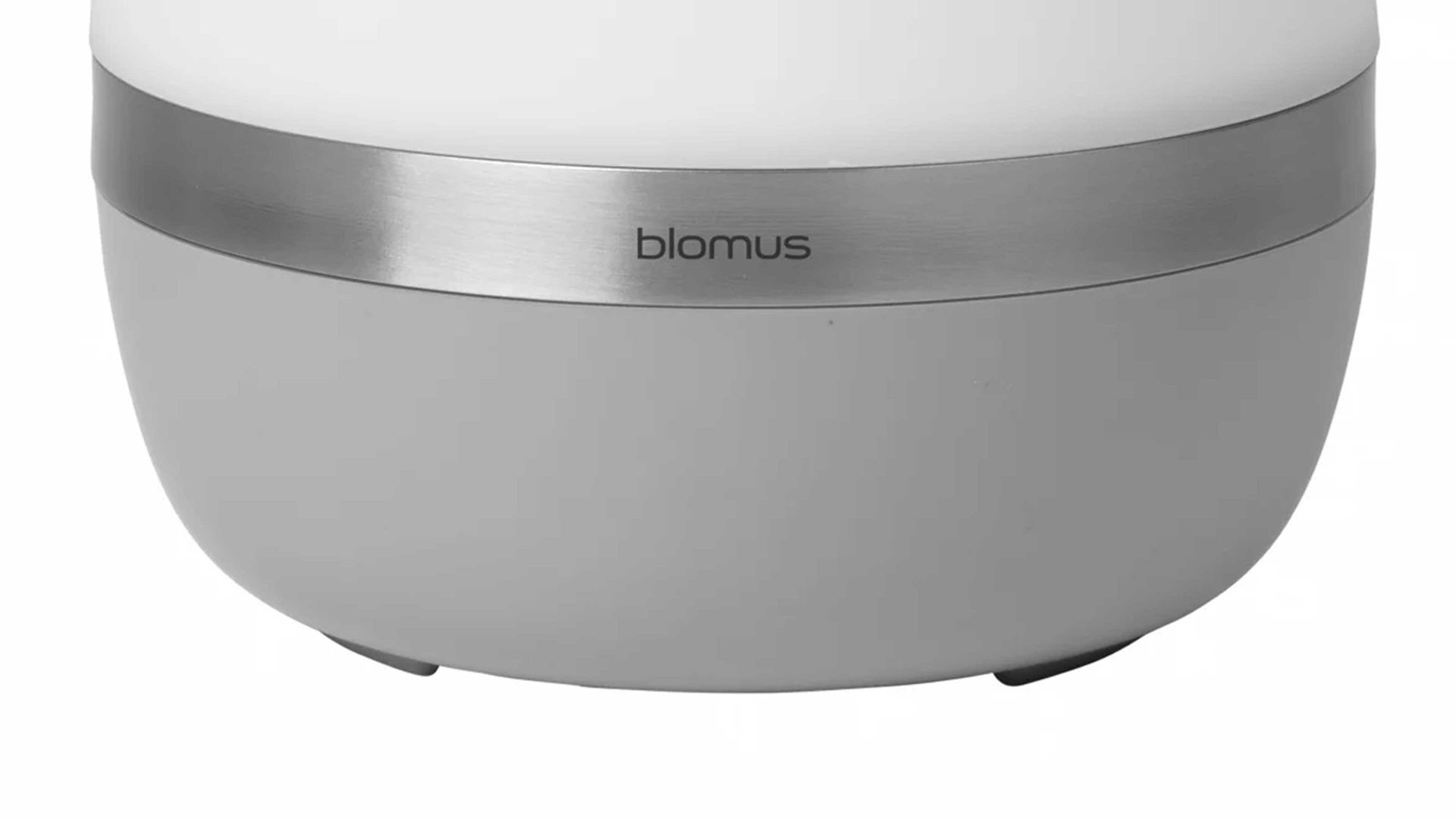 Tischleuchte Blomus aus Kunststoff in Grau blomus mobile Outdoor LED-Tischleuchte Spirit platingrauer Kunststoff & Edelstahl – Höhe ca. 35 cm