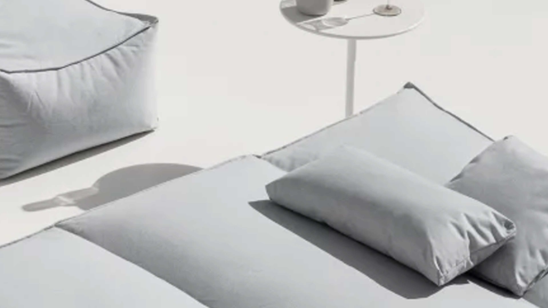 Kissen Blomus aus Kunstfaser in Weiß blomus Outdoor Lounge-Kissen Stay wolkenfarbene Kunstfaser – ca. 70 x 30 cm