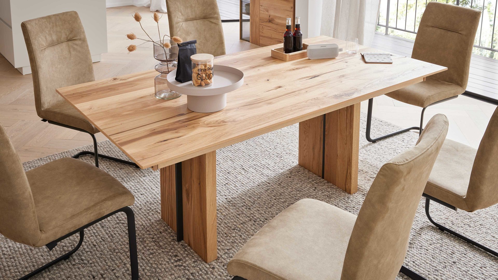 Esstisch Interliving aus Holz in Holzfarben Interliving Esszimmer Serie 5604 - Esstisch Eiche rustico - ca. 140 x 90 cm