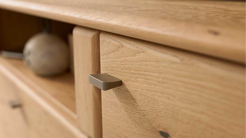 Lowboard Interliving aus Holz in Holzfarben Interliving Wohnzimmer Serie 2028 - Lowboard 1650 Wildeiche - zwei Türen, eine Schublade, Breite ca. 205 cm