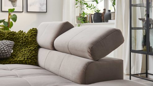 Ecksofa SOFAkultur aus Stoff in Hellgrau SOFAkultur Programm SK 745 - Ecksofa silberfarbener Bezug Velvet - Stellfläche ca.  276 x 219 cm