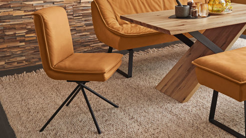 Vierfußstuhl Koinor aus Leder in Gelb KOINOR Polsterstuhl Alino sonnengelber Lederbezug India & Metallfüße