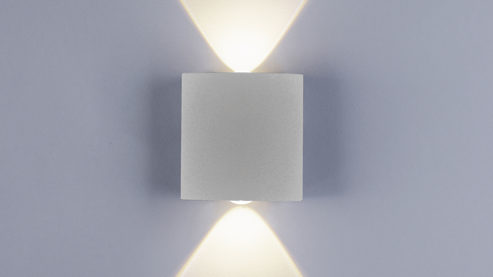 Wandleuchte Paul neuhaus aus Metall in Metallfarben Paul Neuhaus Außen-Wandleuchte Carlo silberfarbener Aluguss – ca. 8 x 8 cm