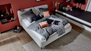 Bettgestell Interliving aus Stoff in Hellgrau Interliving Polsterbett Serie 1419 hellgrauer Stoffbezug Puente – Liegefläche ca. 180 x 200 cm