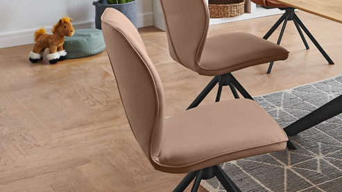 Vierfußstuhl Niehoff sitzmoebel aus Stoff in Hellbraun NIEHOFF SITZMÖBEL Cloudy - Vierfußstuhl taupefarbener Bezug & schwarzes Metallgestell