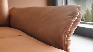 Ecksofa Himolla aus Leder in Braun himolla Polsterprogramm 1385-Promotion - Ecksofa nussfarbenes LongLife-Leder LG18 & anthrazitfarbene Metallfüße - Stellfläche ca. 304 x 175 cm