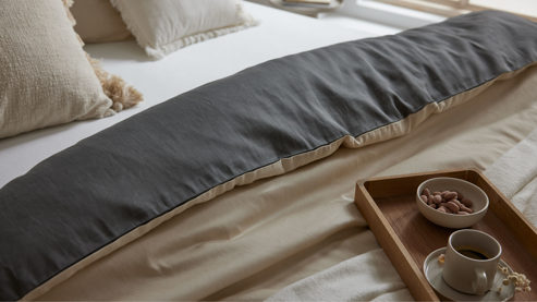 Bettwäsche-Set Interliving aus Stoff in Beige Interliving Bettwäsche Serie 9128 Baumwollsatin in Sand & Anthrazit - ca. 135 x 200 cm