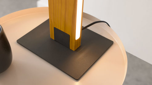 Tischleuchte Interliving aus Holz in Holzfarben Interliving Leuchten Serie 9349 - Tischlampe Holz & schwarzer Stoff – Höhe ca. 50 cm