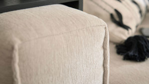 Ecksofa Roomio® aus Stoff in Weiß Roomio® No. 4100 - Ecksofa schneeweiße Chenille Trend  - Stellfläche ca.  189 x 232 cm