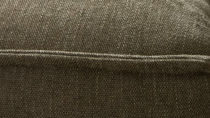 Polsterhocker Roomio® aus Stoff in Grün Roomio® No. 4102 - XXL-Polsterhocker grüner Strukturbezug Yelda & Metallfüße 908 MF - ca. 80 x 80 cm