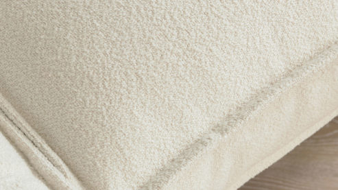 Polsterhocker Roomio® aus Stoff in Weiß Roomio® No. 4102 - XXL-Polsterhocker weißer Stoffbezug Loop & Metallfüße 908 MF - ca. 90 x 120 cm