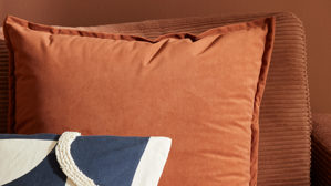 Kissenbezug /-hülle Roomio® aus Stoff in Orange Roomio® Kissenhülle No. 9401 rostfarbener Samt - ca. 45 x 45 cm