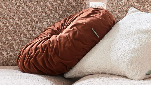 Einzelkissen Roomio® aus Stoff in Orange Roomio® Kissen No. 9401 rostfarbener Samt - Durchmesser ca. 42 cm