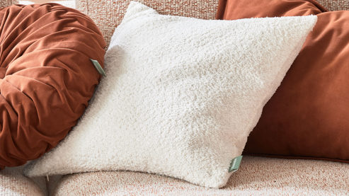 Kissenbezug /-hülle Roomio® aus Stoff in Weiß Roomio® Kissenhülle No. 9402 weißer Bouclé - ca. 60 x 60 cm