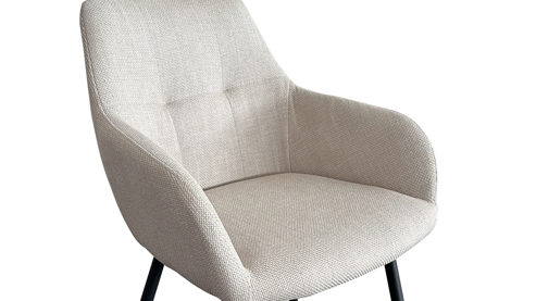 Vierfußstuhl Hela aus Stoff in Beige Armlehnenstuhl Maria S Beige & schwarzes Metall