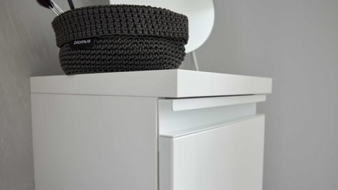 Hängeschrank Interliving aus Holz in Weiß Interliving Bad Serie 3702 - Highboard 7793 mit Ablageboden Edelweiß - eine Schublade, eine Tür, Breite ca. 30 cm