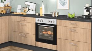 Einbauküche Pino aus Holz in Holzfarben pino Einbauküche inklusive Einbaugeräte Eiche Aviva & Grafit - Stellfläche ca. 275 x 205