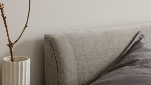 Boxspringbett Interliving aus Stoff in Hellgrau Interliving Boxspringbett Serie 1401 silberfarbener Bezug Rob 533006 – Liegefläche ca. 180 x 200 cm