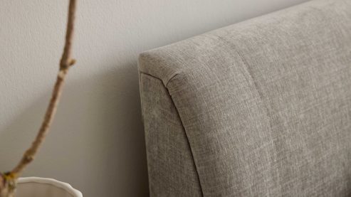 Boxspringbett Interliving aus Stoff in Hellgrau Interliving Boxspringbett Serie 1401 silberfarbener Bezug Rob 533006 – Liegefläche ca. 180 x 200 cm