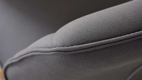 Polsterstuhl Interliving aus Stoff in Dunkelgrau Interliving Esszimmer Serie 5102 – Polsterstuhl mit Drehfunktion graphitfarbene Mikrofaser Atlantis & Wildeiche