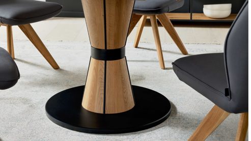 Auszugtisch Interliving aus Holz in Holzfarben Interliving Esszimmer Serie 5102 – Auszugtisch 8503 Wildeiche - Durchmesser ca. 130 - 170 cm