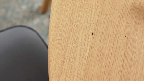 Auszugtisch Interliving aus Holz in Holzfarben Interliving Esszimmer Serie 5102 – Auszugtisch Wildeiche - Durchmesser ca. 130 - 170 cm