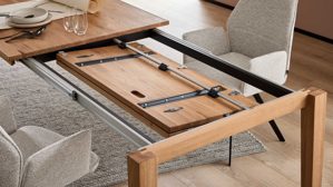 Auszugtisch Interliving aus Holz in Holzfarben Interliving Esszimmer Serie 5102 – Auszugtisch V923 Charakter-Eiche - ca. 220 - 320 x 100 cm