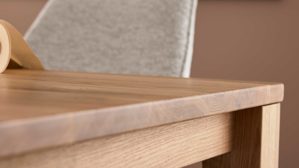 Auszugtisch Interliving aus Holz in Holzfarben Interliving Esszimmer Serie 5102 – Auszugtisch Charakter-Eiche - ca. 220 - 320 x 100 cm