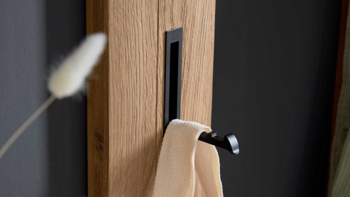 Wandgarderobe Interliving aus Holz in Holzfarben Interliving Garderoben Serie 6014 - Wandgarderobe Wildeiche - ca. 15 x 181 cm