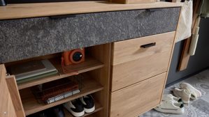 Schuhschrank Interliving aus Holz in Holzfarben Interliving Garderoben Serie 6014 - Schuhschrank Wildeiche & Granitfurnier - zwei Schubladen, zwei Türen, Breite ca. 135 cm