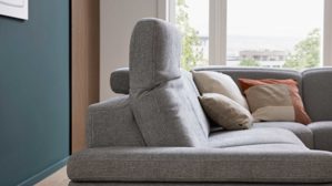 Ecksofa Interliving aus Stoff in Grau Interliving Sofa Serie 4064 - Ecksofa graue Chenille Toni & Fuß W003-01 - Stellfläche ca. 291 x 252 cm