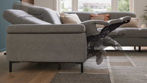 Funktion Interliving aus Metall in Transparent Interliving Sofa Serie 4064 - WallAway motorisch, mit manueller Kopfteilverstellung