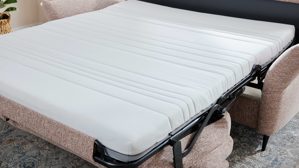 Schlafsofa Interliving aus Stoff in Rosa Interliving Schlafsofa Serie 4700 - Schlafsofa 140LÄ sienafarbener Webstoff Loft & schwarze Aluminiumfüße - Breite ca. 208 cm