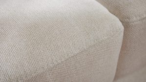 Schlafsofa Interliving aus Stoff in Weiß Interliving Schlafsofa Serie 4700 - Schlafsofa 140LÄ naturweißes Flachgewebe Cyber & schwarze Aluminiumfüße - Breite ca. 208 cm