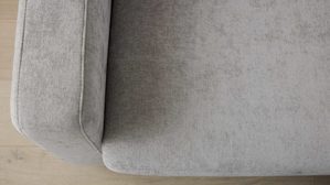 Ecksofa Interliving aus Stoff in Hellgrau Interliving Schlafsofa Serie 4700 - Ecksofa mit Schlaffunktion silberfarbener Bezug Toni & schwarze Metallfüße - Stellfläche ca. 270 x 190 cm